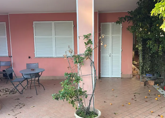 בית נופש La Casetta Rosa *