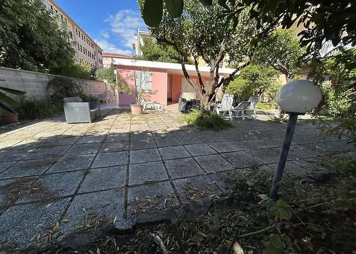 בית נופש La Casetta Rosa דיאנו מרינה